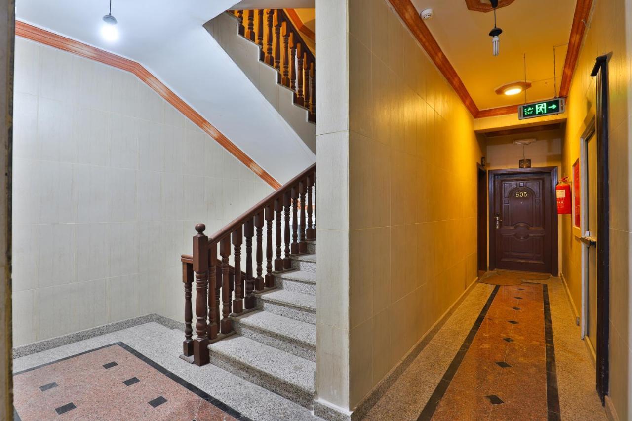 Oyo 277 Al Tamayoz Al Raqi Furnished Units 3 Jeddah Luaran gambar